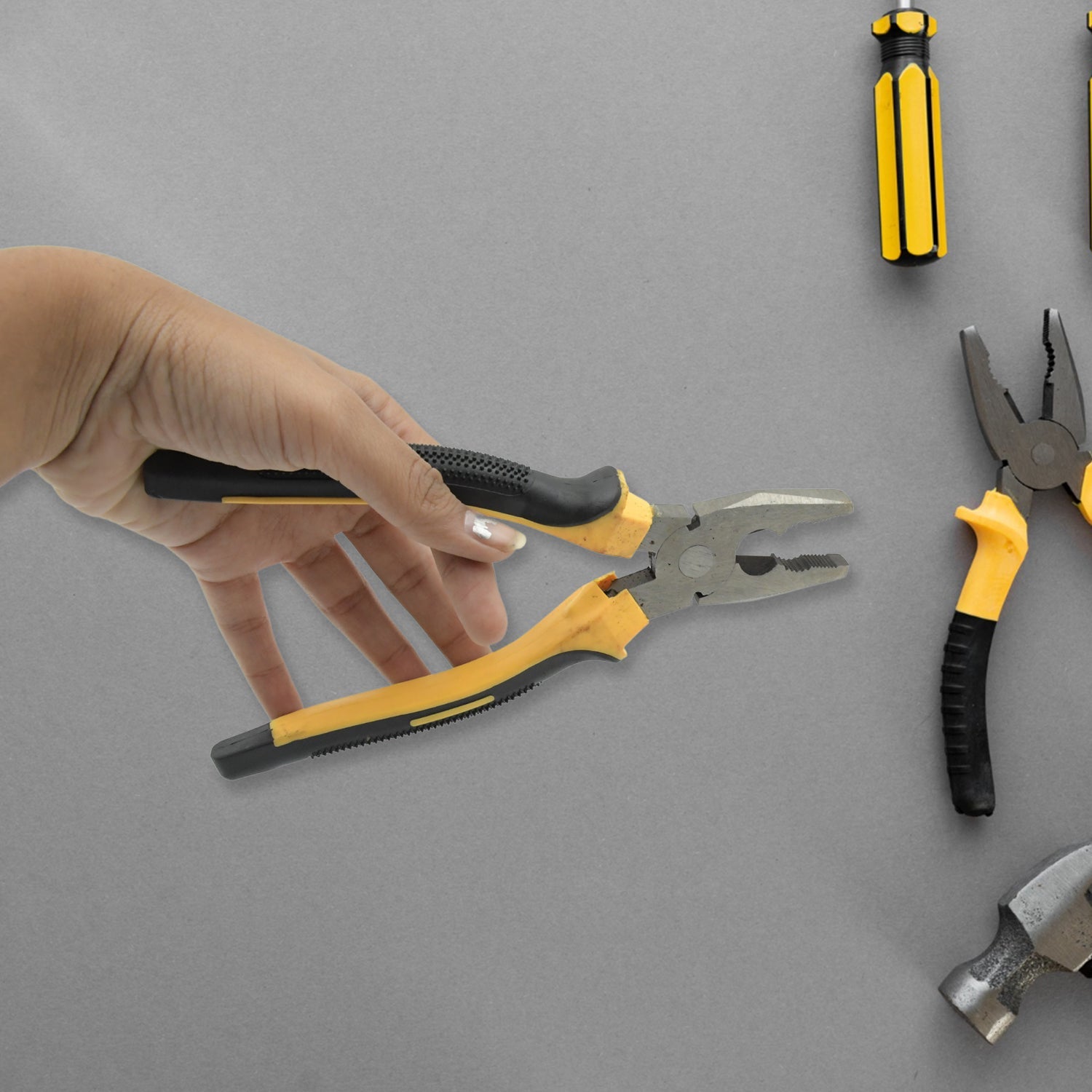 1698 Wire Beading Featured Repair Tool Serrated reliable efficacy Jaws Combination Cutting Plier, Sturdy Steel Combination Plier for Home & Professional Use 1pc 1698 Wire Beading Featured Repair Tool Serrated reliable efficacy Jaws Combination Cutting Plier, Sturdy Steel Combination Plier for Home & Professional Use 1pc